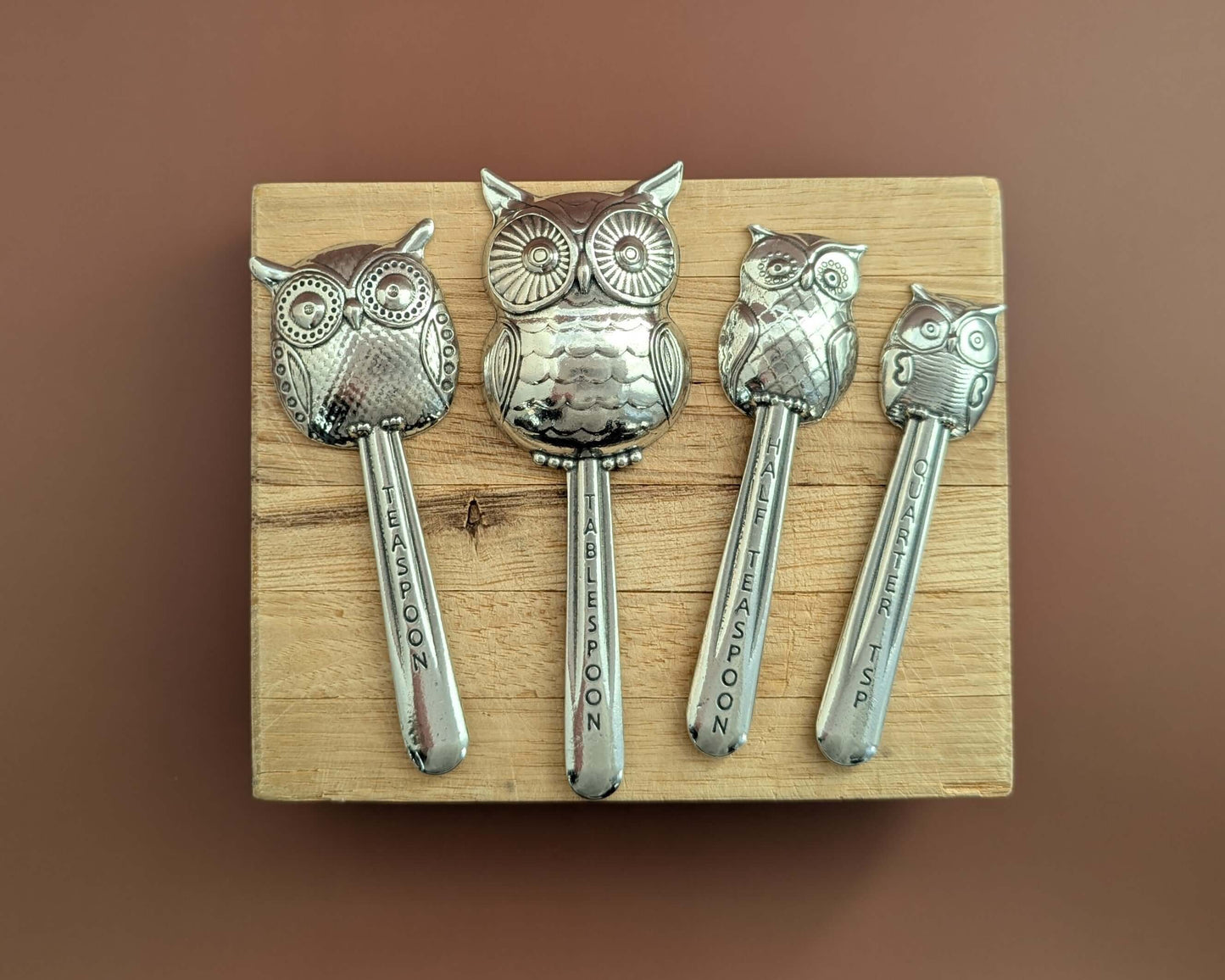 {{ product.title }} – Handmade Pewter {{ product. Type }} by Roosfoos
