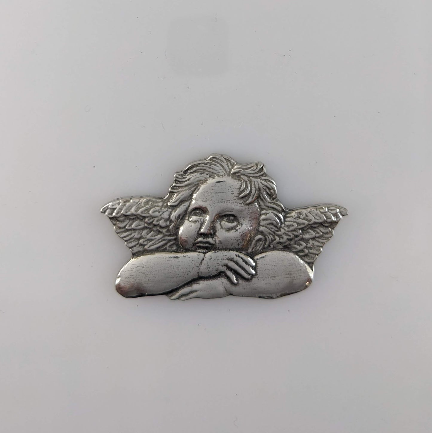 Angel Right pewter Magnet