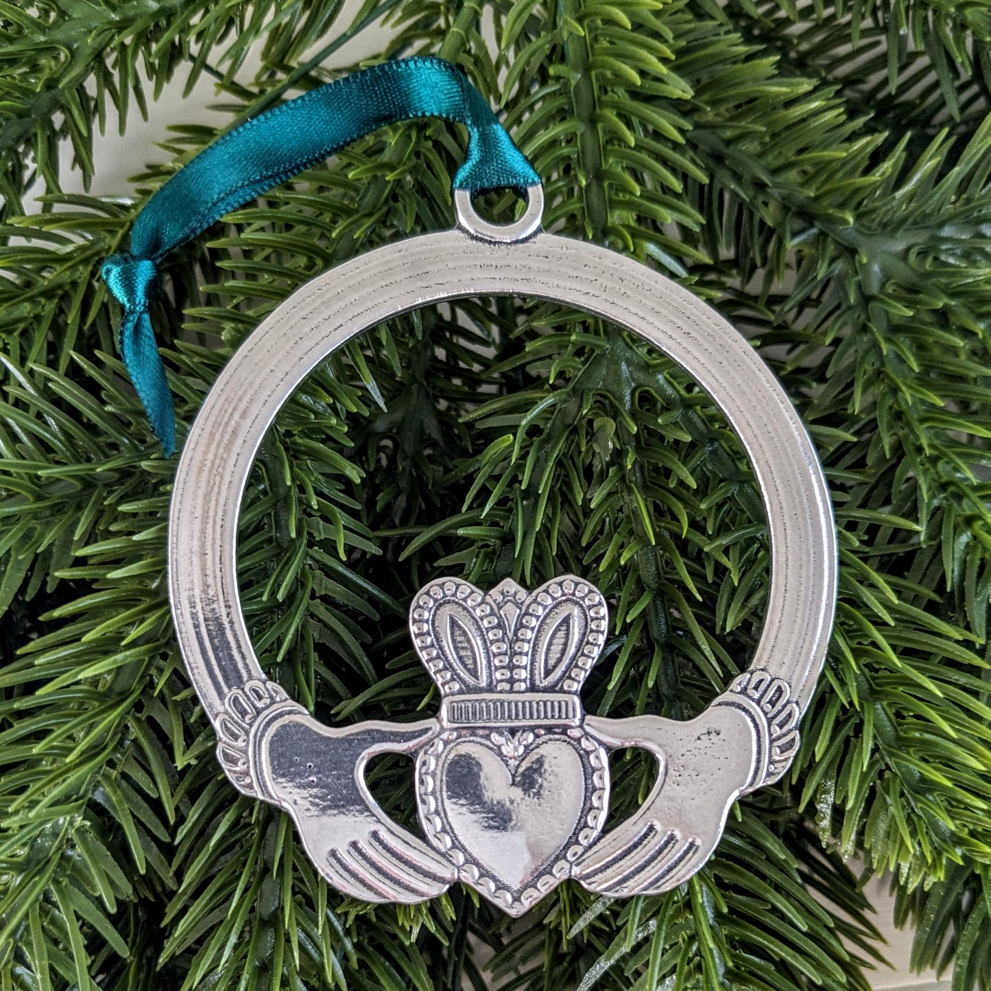 Claddagh, Irish Friendship pewter Christmas Ornament