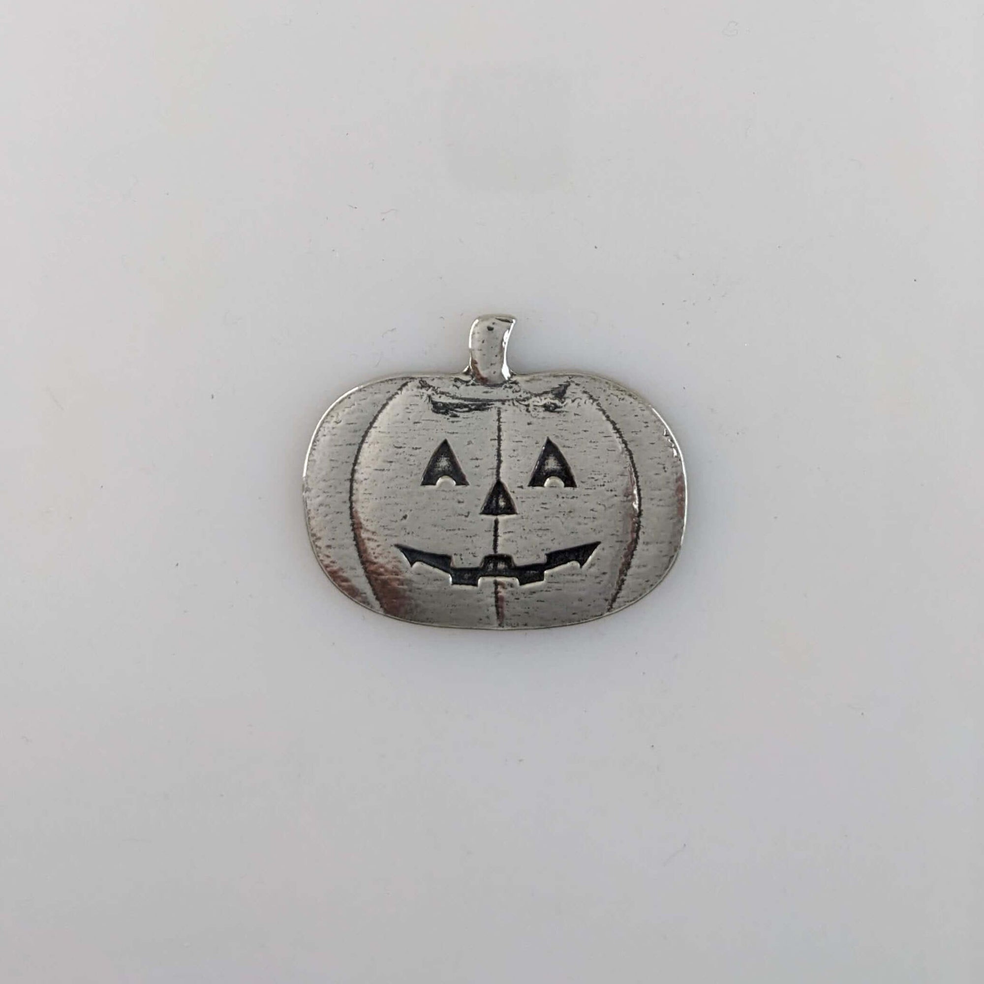 {{ product.title }} – Handmade Pewter {{ product. Type }} by Roosfoos