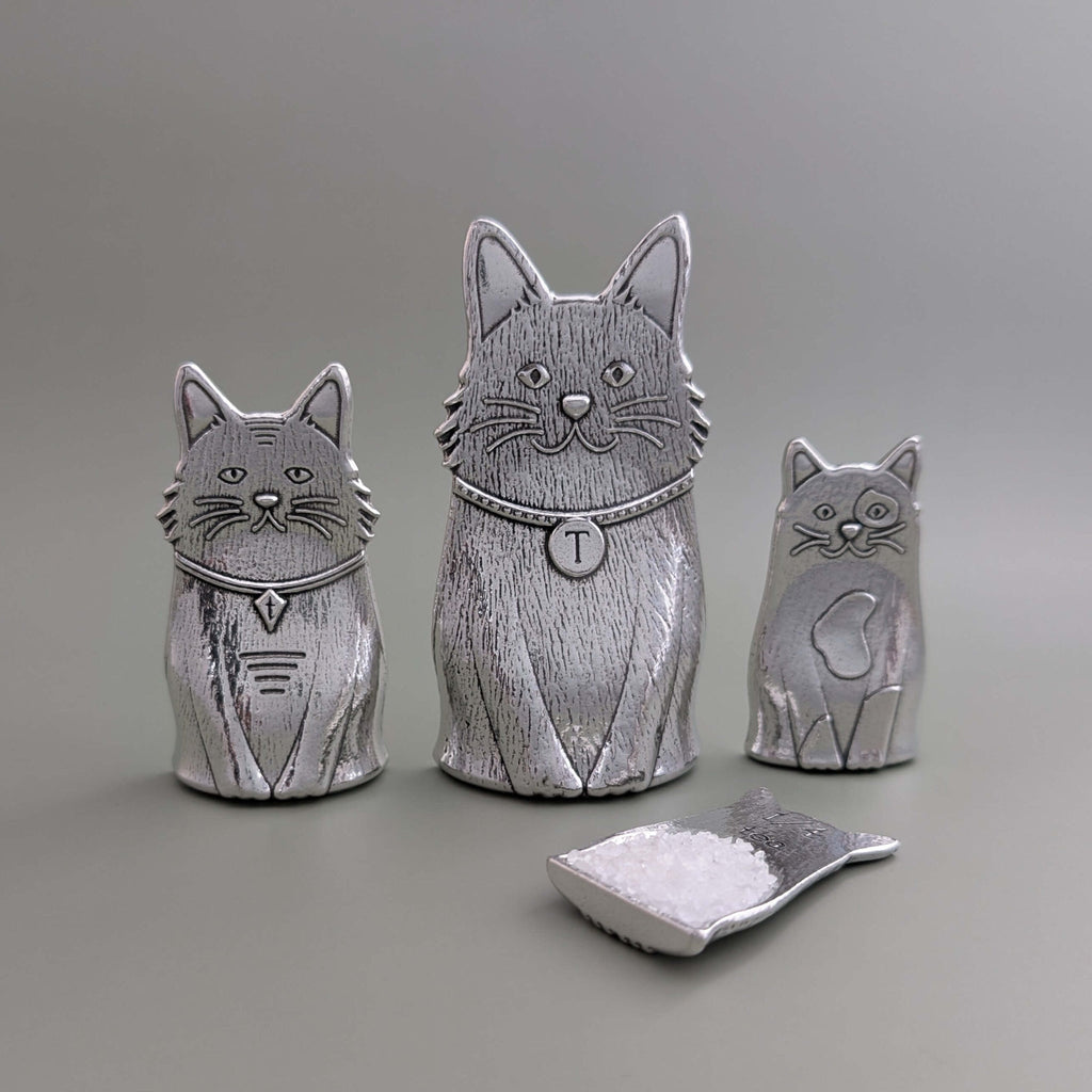 Pewter cat measuring spoons
