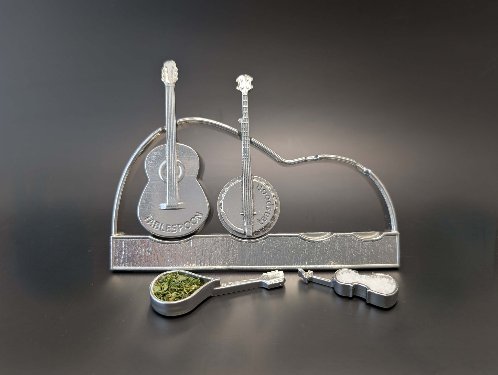 {{ product.title }} – Handmade Pewter {{ product. Type }} by Roosfoos