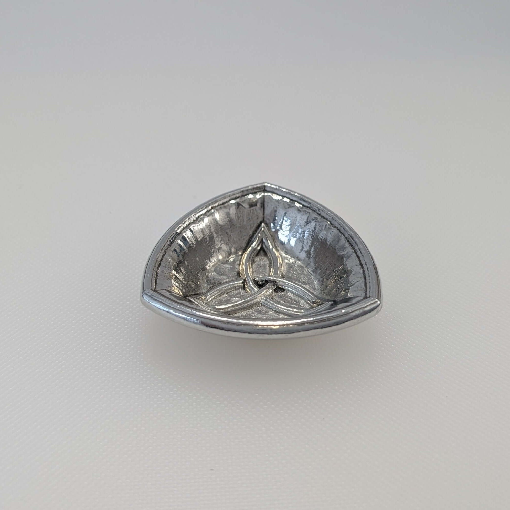 {{ product.title }} – Handmade Pewter {{ product. Type }} by Roosfoos