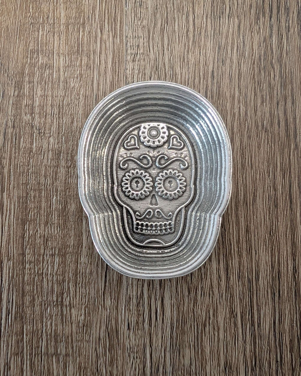 {{ product.title }} – Handmade Pewter {{ product. Type }} by Roosfoos