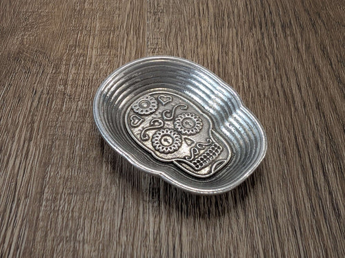 Calavera Ring Dish, Small Sugar Skull Jewelry Keeper – handmade pewter, made in Oregon