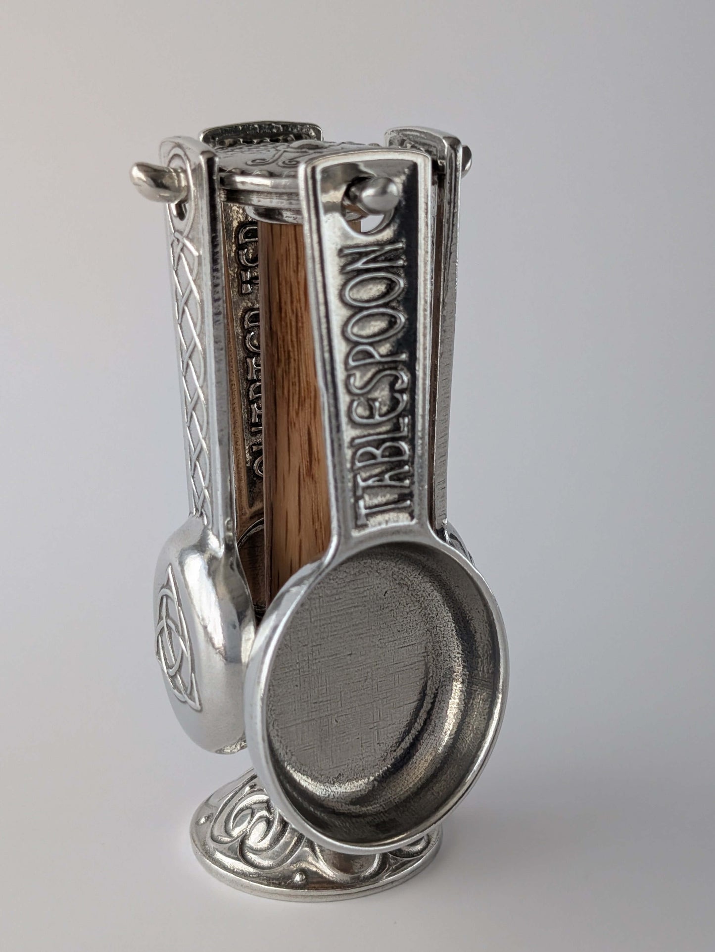{{ product.title }} – Handmade Pewter {{ product. Type }} by Roosfoos