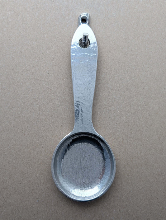 {{ product.title }} – Handmade Pewter {{ product. Type }} by Roosfoos