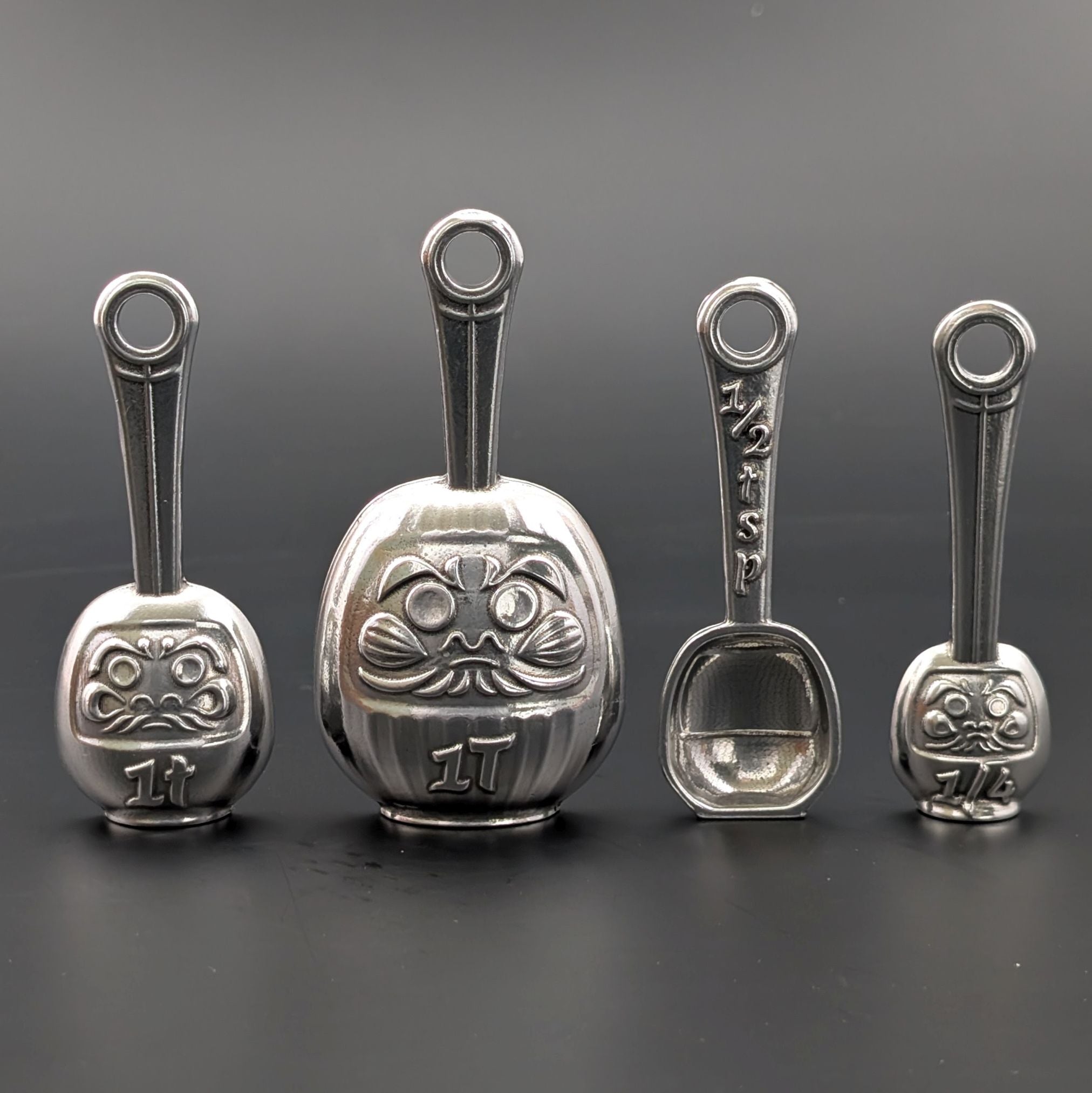 Daruma Measuring Spoon Set with Pewter & Oak Countertop Stand – handmade in Oregon