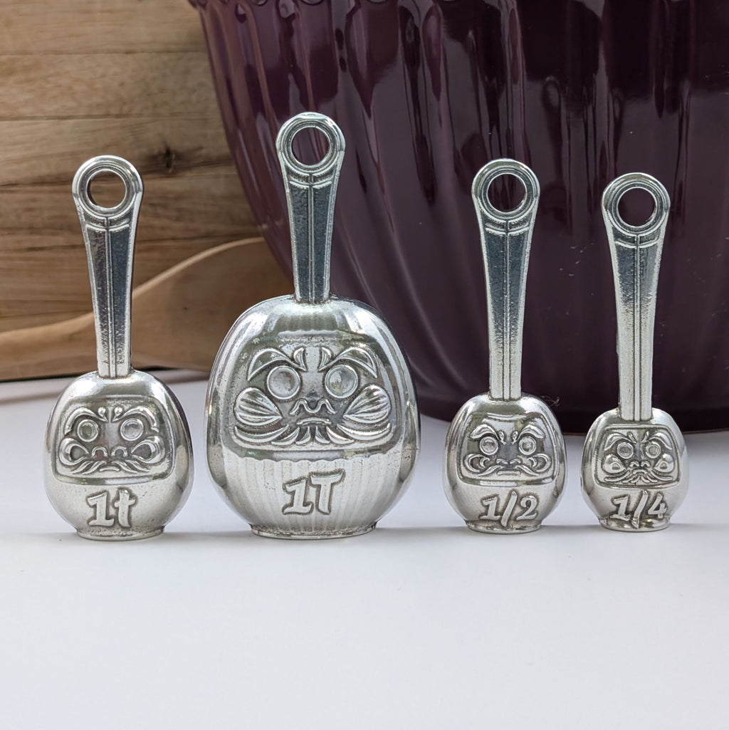 Daruma Measuring Spoon Set – handmade pewter, made in Oregon