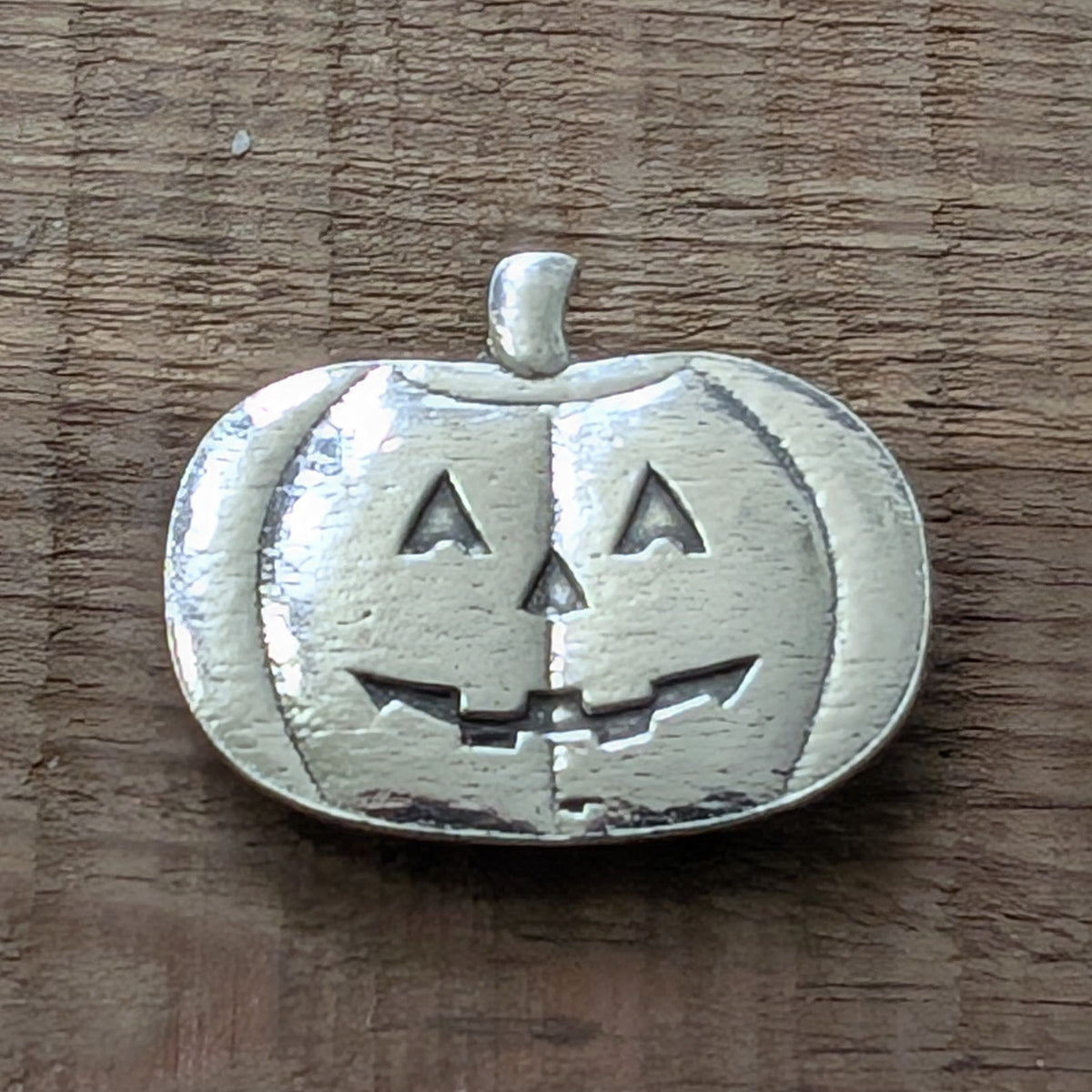 Jack-o'-Lantern Magnet – handmade pewter, made in Oregon
