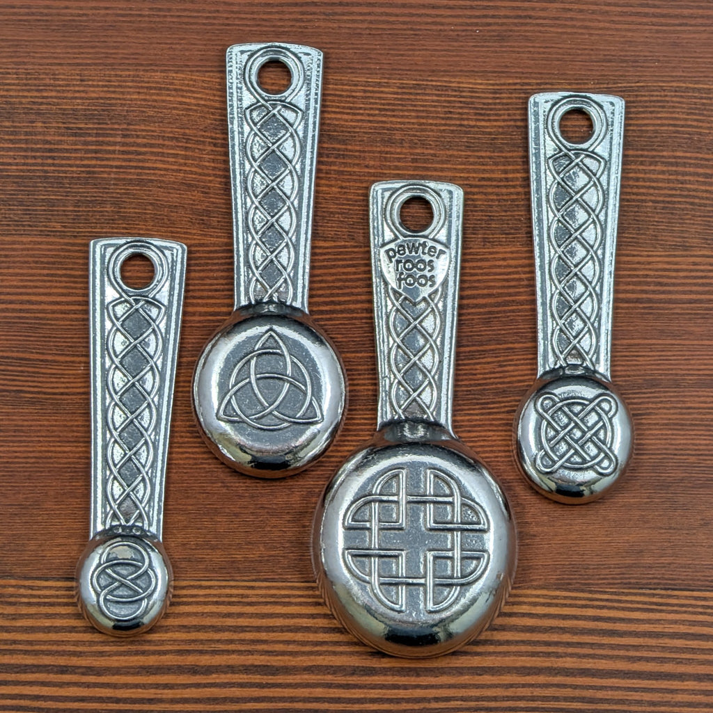 Celtic Knot Measuring Spoons with Stand