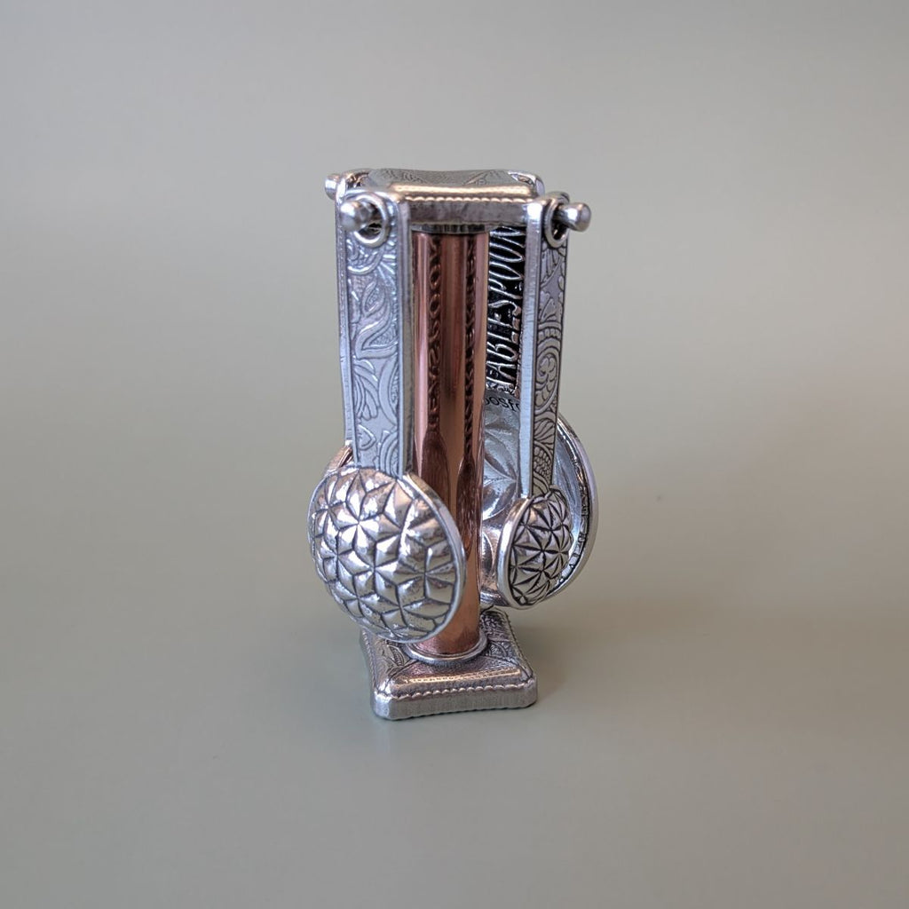 Quilted Measuring Spoons with Stand
