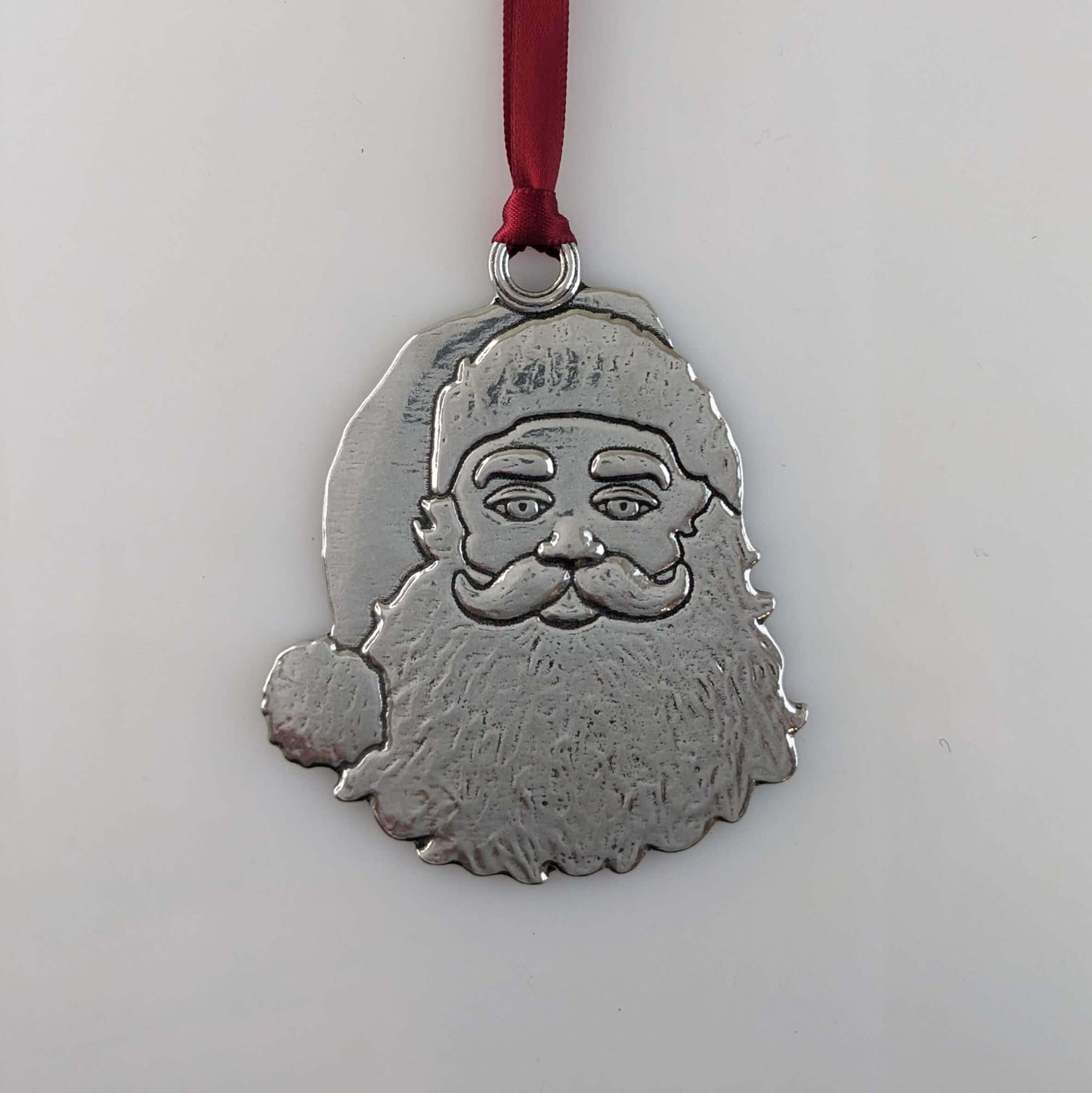 Santa Claus pewter Christmas Ornament