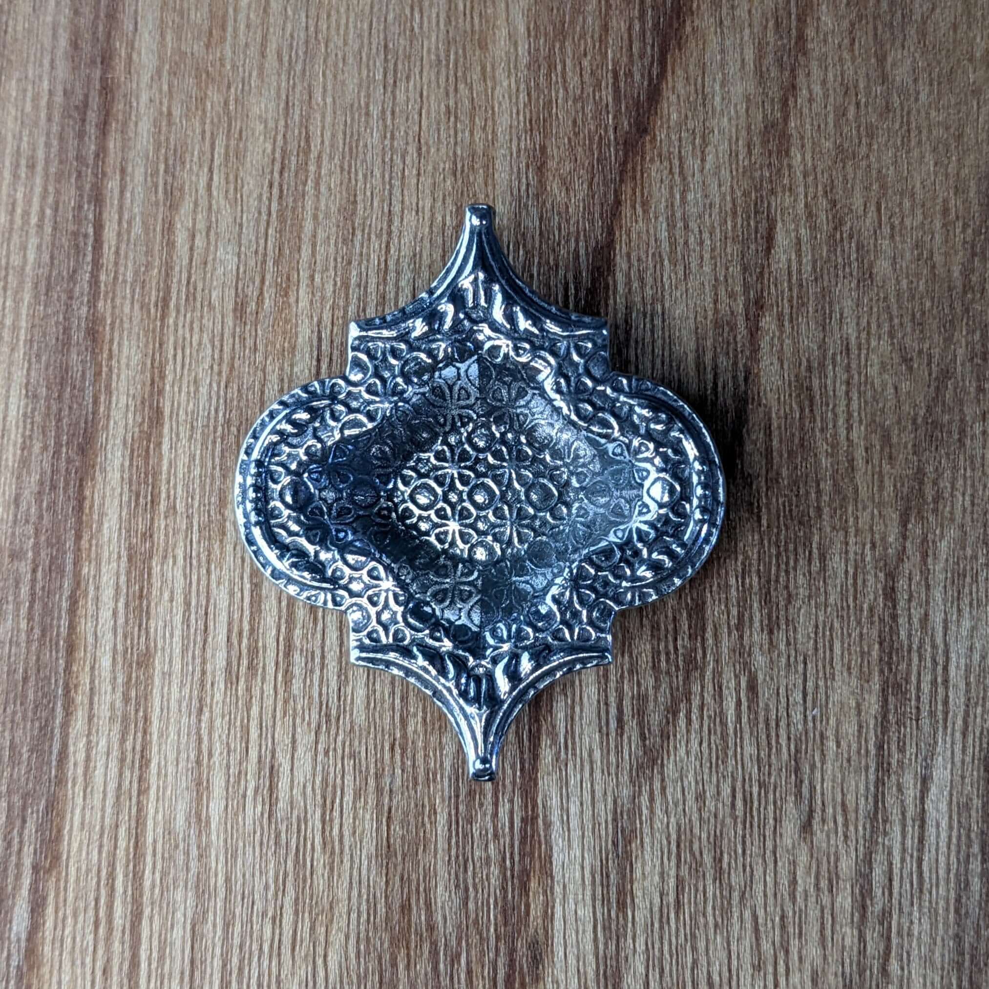 {{ product.title }} – Handmade Pewter {{ product. Type }} by Roosfoos