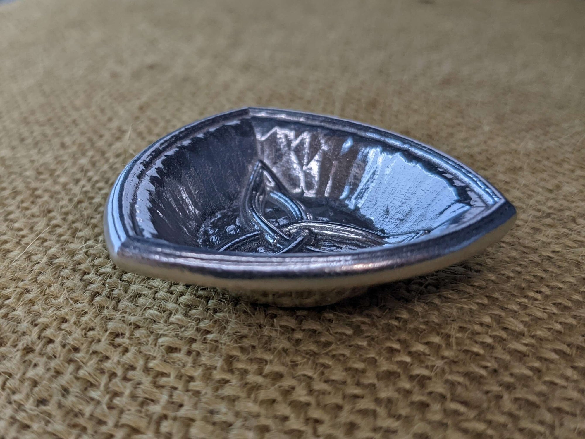 {{ product.title }} – Handmade Pewter {{ product. Type }} by Roosfoos
