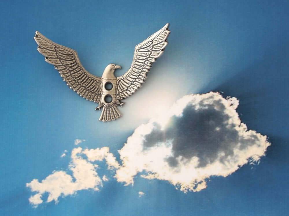 {{ product.title }} – Handmade Pewter {{ product. Type }} by Roosfoos