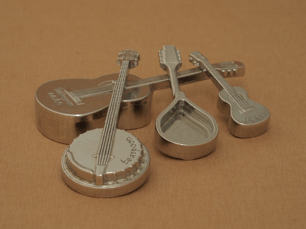 Americana Measuring Spoons- Stringed Instruments- Musical Strings- Guitar, Banjo, Mandolin, Ukulele-from Roosfoos