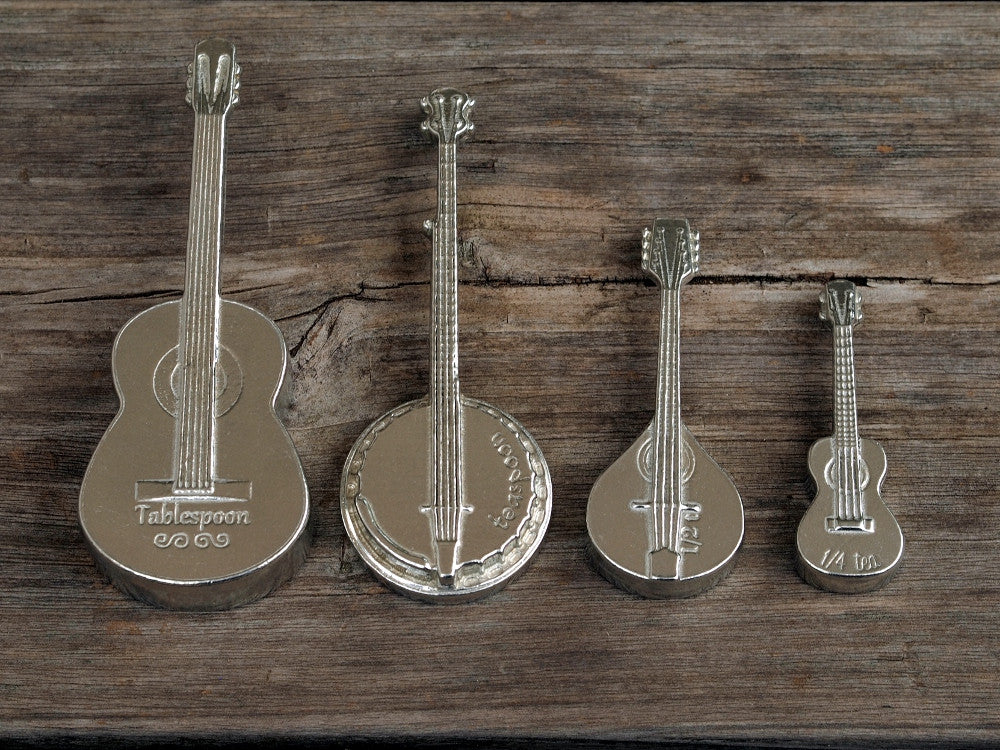 Americana Measuring Spoons- Stringed Instruments- Musical Strings- Guitar, Banjo, Mandolin, Ukulele-from Roosfoos